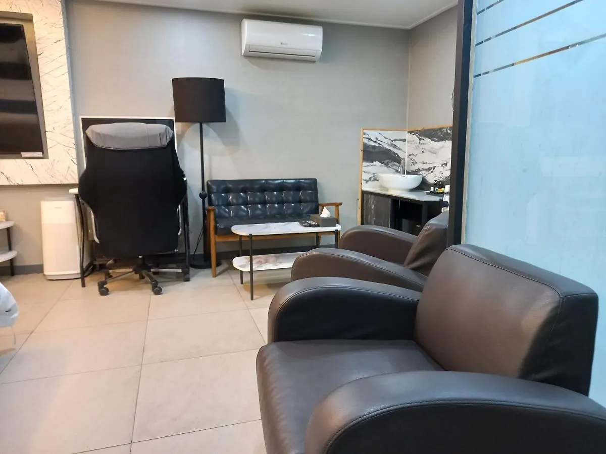 On & Off Hotel Bupyeong Incheon 0*,  South Korea